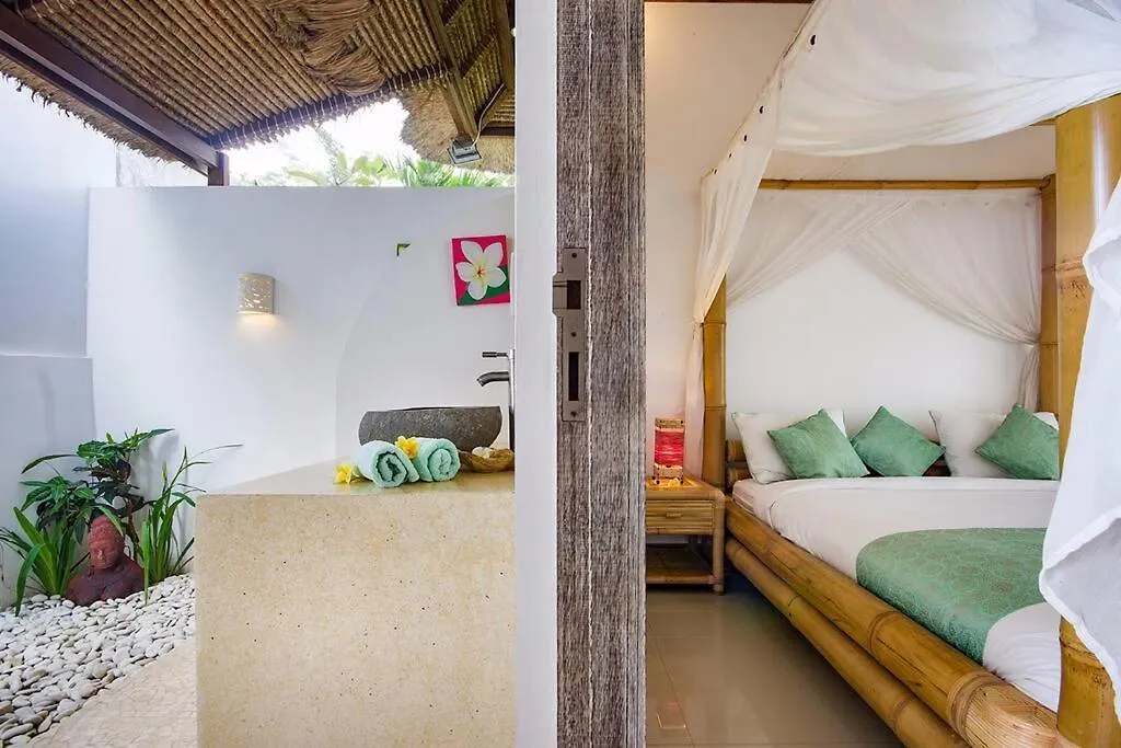 Manava Villa - 2 Bd, Infinity Pool & Tropical Garden - Uluwatu